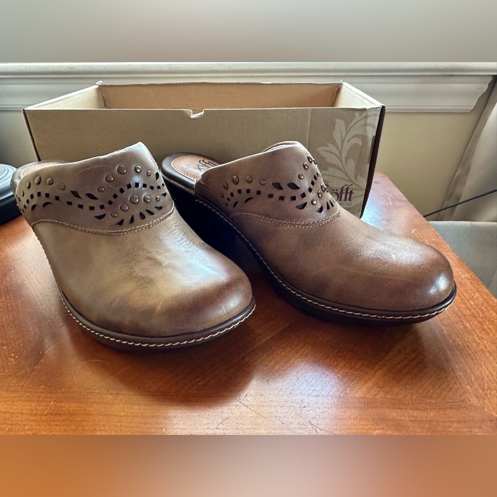 Sofft Mocha Laina Women's Clogs Mules size 6.5